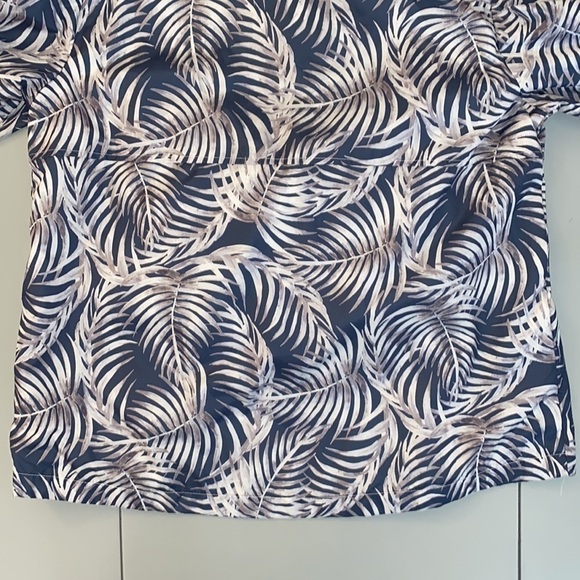 XERISON Floral Wind & Rain Activewear Jacket Size Medium - Picture 13 of 15